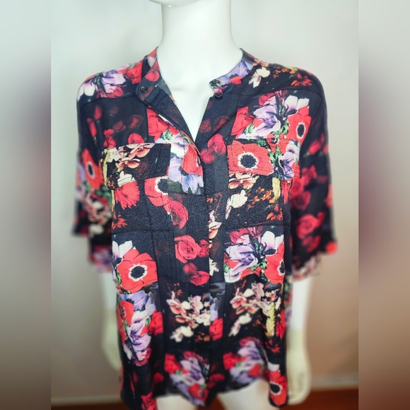 Kenzo 100% Silk Floral Black and Red Women's Top Size M/L - Picture 3 of 12